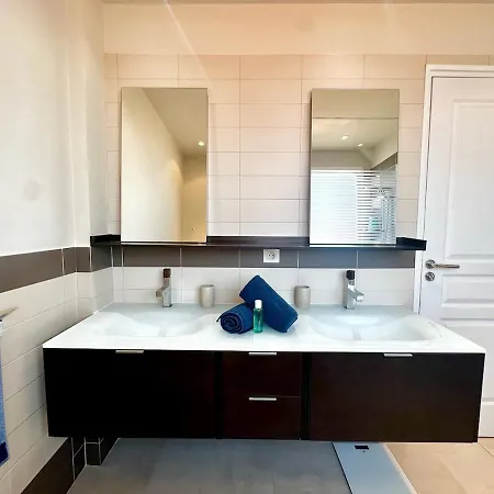 Charming 2-bedroom With Sea View, Panoramic Balcony, Ac * Cannes