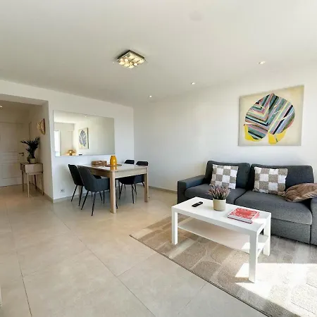 Charming 2-bedroom With Sea View, Panoramic Balcony, Ac Apartamento *