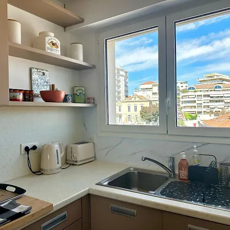 Apartamento Charming 2-bedroom With Sea View, Panoramic Balcony, Ac